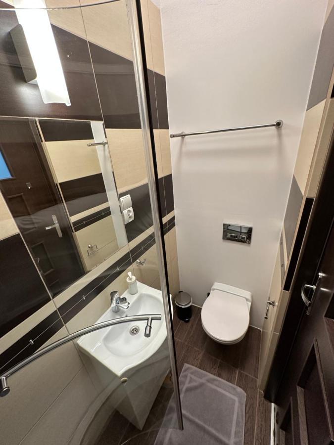 Studio Na Starej Ochocie Varsóvia Exterior foto